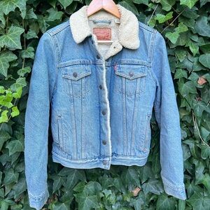 Levi’s Sherpa jacket